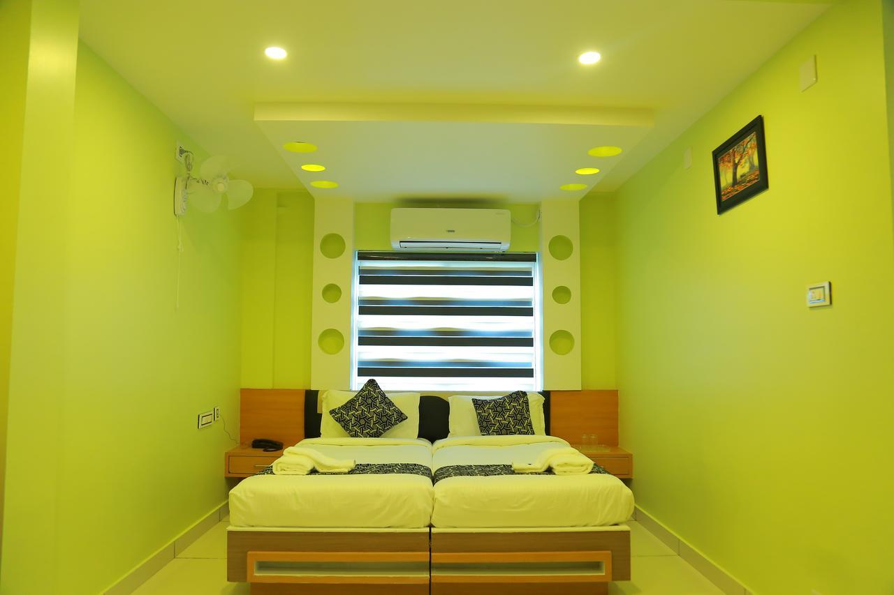 מלון Cheruppulasseri Royal Plaza Residency מראה חיצוני תמונה