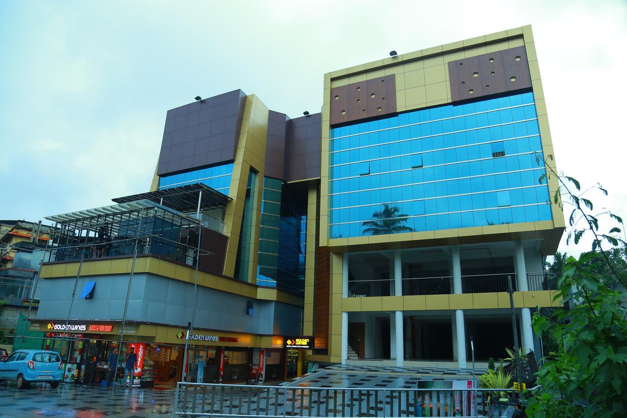 מלון Cheruppulasseri Royal Plaza Residency מראה חיצוני תמונה